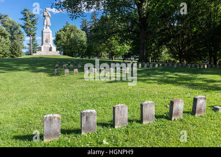 Antietam Friedhof, Sharpsburg, Maryland.  Private Soldaten Denkmal.  "Nicht für sich selbst sondern für ihr Land," eingeschrieben ist. Stockfoto