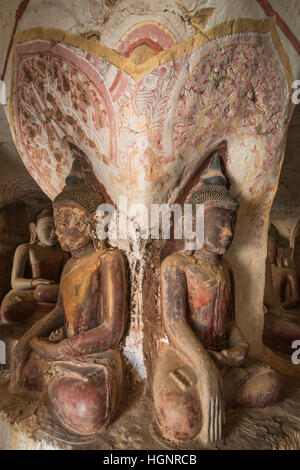 Buddha Bild auf Pho Win Taung Höhle in Monywa, Mandalay, Myanmar Stockfoto