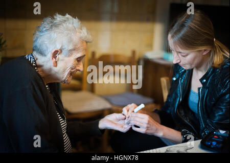 UNABHÄNGIGE KRANKENSCHWESTER Stockfoto