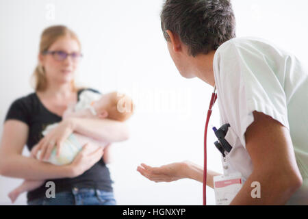 PÄDIATRISCHE NOTFALLSTATION Stockfoto