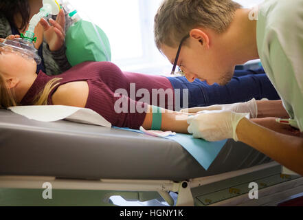 PÄDIATRISCHE NOTFALLSTATION Stockfoto