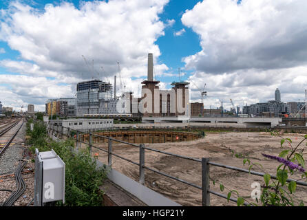 Die Bauarbeiten rund um Battersea Power Station, London Stockfoto