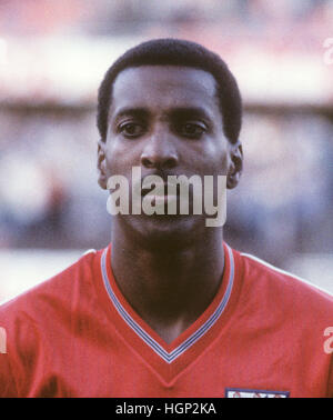 VIV ANDERSON britischen Verteidiger für Arsenal und England National Team im Fußball 1986 Stockfoto