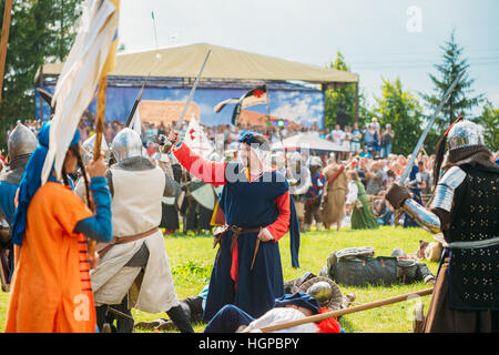 Ethnologisches, Belarus - July19, 2014: Denkmalpflege der ritterlichen Kämpfe auf der mittelalterlichen Kultur festival Stockfoto