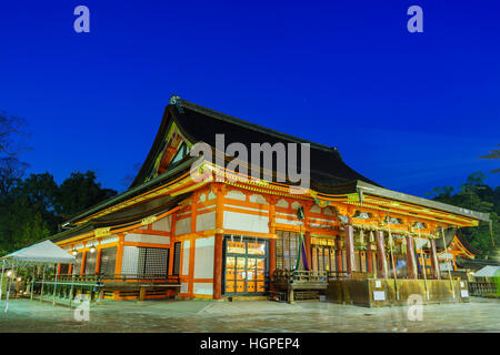 Der historische Yasaka-Schrein in der Nacht, Kyoto, Japan Stockfoto