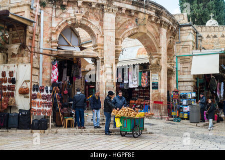 Suq Aftimos an der Muristan des christlichen Viertel in der Altstadt von Jerusalem Stockfoto