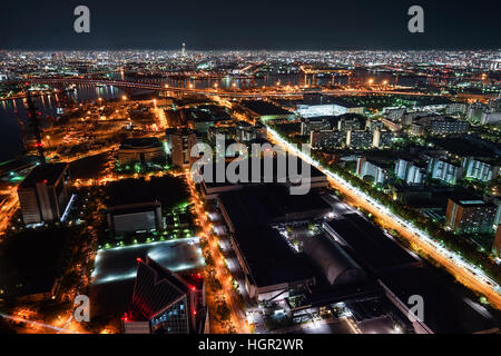 Nachtansicht der Bucht von Osaka in Osaka, Japan. Stockfoto