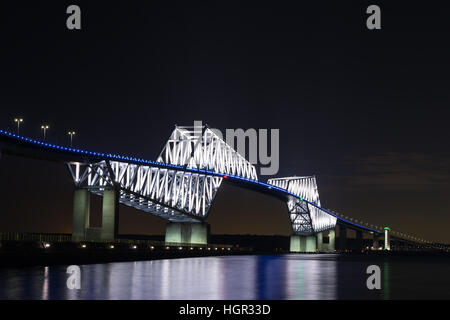 Nachtansicht der Tokio-Gate-Bridge in Tokio, Japan. Stockfoto