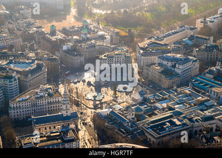 Luftaufnahme des Trafalgar Square in London. Stockfoto