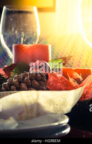 Nahaufnahme eines schönen Urlaub Abendessen Tischdekoration Stockfoto