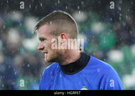 Belfast, Nordirland. 11. November 2016. Fußball-WM - Nordirland 4 Aserbaidschan 0. Northern Ireland Chris Brunt. Stockfoto