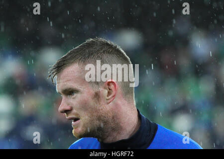 Belfast, Nordirland. 11. November 2016. Fußball-WM - Nordirland 4 Aserbaidschan 0. Northern Ireland Chris Brunt. Stockfoto