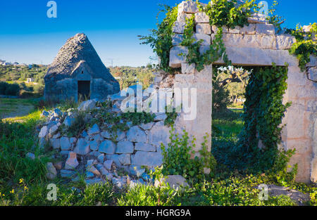 Trulli Häuser in Pulia Aeria in Süditalien Stockfoto