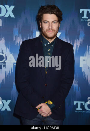 Adam Pally Ankunft bei der FOX All-Star Party 2017 Winter TCA Tour im Langham Hotel am 11. Januar 2017 in Pasadena Stockfoto