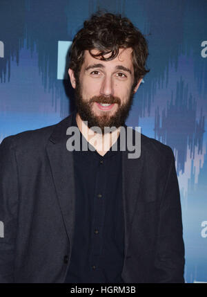 Adam Pally Ankunft bei der FOX All-Star Party 2017 Winter TCA Tour im Langham Hotel am 11. Januar 2017 in Pasadena Stockfoto