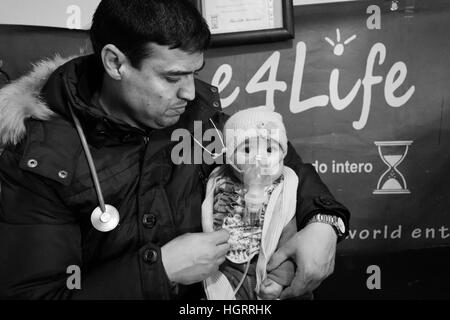 Azaz, Syrien - 29. Januar 2014. Syrischen Flüchtlingslager in der Nähe der Ortschaft Azaz 60 Kilometer von Aleppo in Syrien in der Nähe der Grenze mit der Türkei in Kilis. Stockfoto