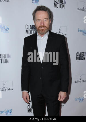 Santa Monica, Kalifornien, USA. 12. Januar 2017.  Bryan Cranston. '' Claire In Bewegung '' Los Angeles Premiere im Laemmle Monica Film Center statt.  © Birdie Thompson/AdMedia/ZUMA Draht/Alamy Live-Nachrichten Stockfoto