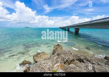 Ikema Brücke in Miyako Island von Okinawa, Japan. Stockfoto