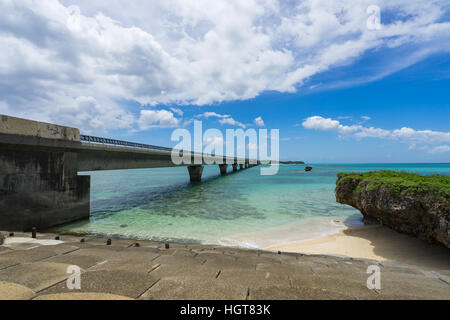 Ikema Brücke in Miyako Island von Okinawa, Japan. Stockfoto