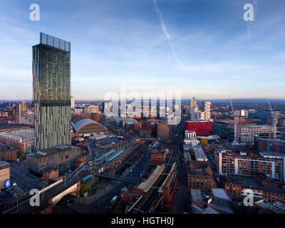 Skyline der Stadt Manchester und die Hilton Tower, hotel Stockfoto