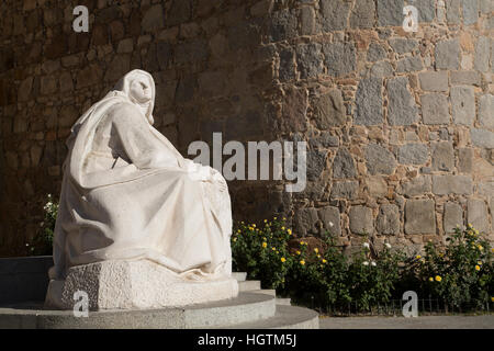 Statue von Santa Teresa von Jesus, Avila, UNESCO World Heritage Site, Spanien Stockfoto