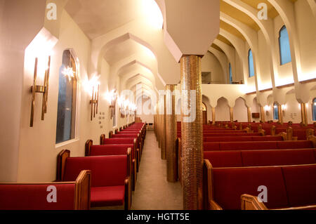 Innere des Háteigskirkja, eine lutherische Kirche inspiriert von maurisch-arabischen Architektur in Reykjavik, Island. Stockfoto