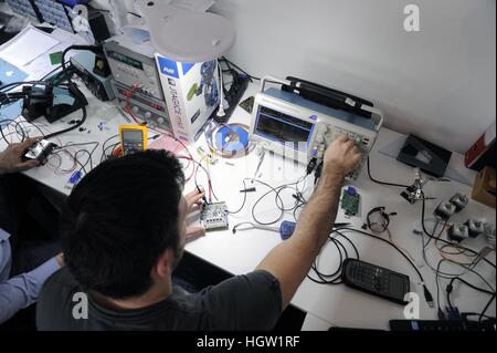 die FABtotum-Startup, geboren am Gründerzentrum Poli-Hub der Polytechnischen Universität Mailand, befasst sich mit der Entwicklung und Herstellung von 3D-Druckern Stockfoto