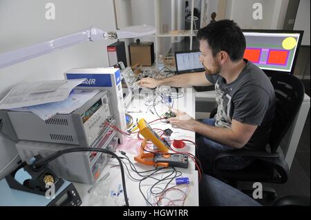 die FABtotum-Startup, geboren am Gründerzentrum Poli-Hub der Polytechnischen Universität Mailand, befasst sich mit der Entwicklung und Herstellung von 3D-Druckern Stockfoto