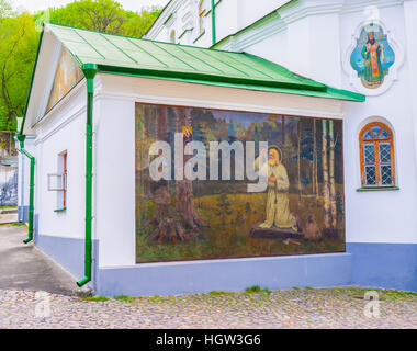 Kiew, UKRAINE - 21. April 2014: Das Gemälde des Heiligen Seraphim von Sarow an der Wand des Refektoriums Kirche des Hl. Nikolaus des Frolovsky-Klosters, am Apr. Stockfoto