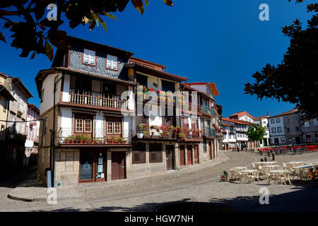 Platz in der Altstadt von Guimarães, Praça de Santiago, Minho, Portugal, Europa Stockfoto