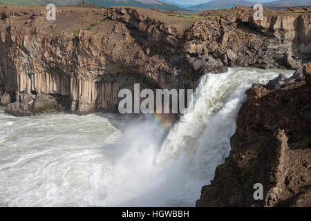 Wasserfall Aldeyjarfoss, Skjalfandafljot Fluss, Sprengisandur, F26, Highland, Island, Aldejarfoss Stockfoto