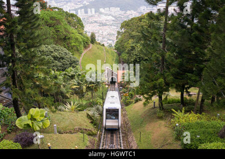 Seilbahn auf dem Weg bis zum Penang Hill, Malaysia Stockfoto