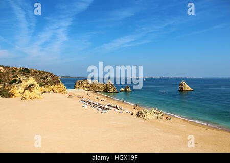 Dona Ana Strand (Praia Dona Ana) in Lagos, Algarve, Portugal Stockfoto