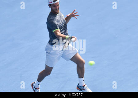 Auckland, Neuseeland. 14. Januar 2017. Joao Sousa von Portugal spielt eine Vorhand im Finale gegen Jack Socke der USA beim Tennisturnier ATP ASB Classic in Auckland, New Zealand am 14. Januar. © Shirley Kwok/Pacific Press/Alamy Live-Nachrichten Stockfoto