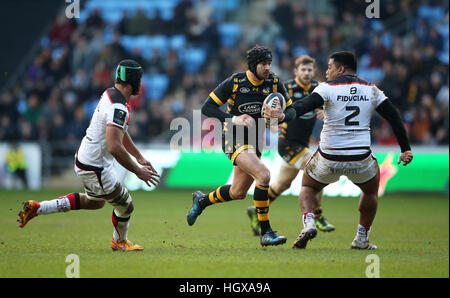 Wespen Danny Cipriani in Aktion während der European Champions Cup, Pool zwei match bei der Ricoh Arena in Coventry. Stockfoto