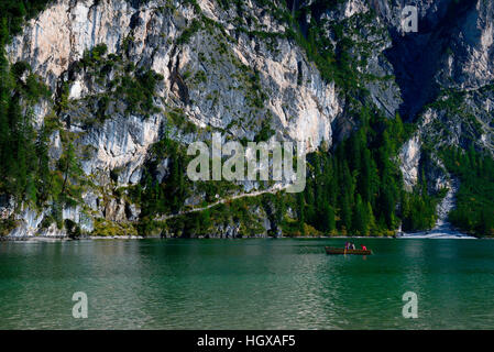 Lago di Braies, Naturpark, Dolomiten, Pustertal, Suedtirol, Italien, Europa Stockfoto