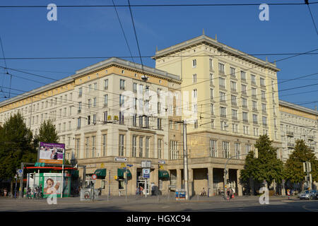 Geschaeftshaus, Ernst-Reuter-Allee, Magdeburg, Sachen-Anhalt, Deutschland Stockfoto