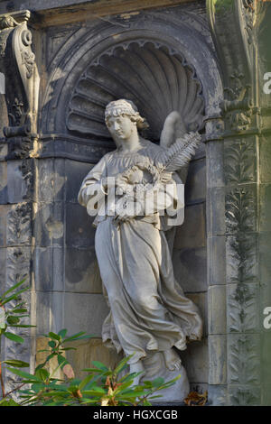 Trauerfigur, Greifer, Alter St.-Matthäus-Kirchhof, Schöneberg, Berlin, Deutschland, Alter St.-Matthäus-Kirchhof Stockfoto