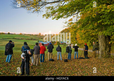 Fotografen Line-up der Jenne Farm in Woodstock, Vermont zu schießen.  Fallen. Stockfoto