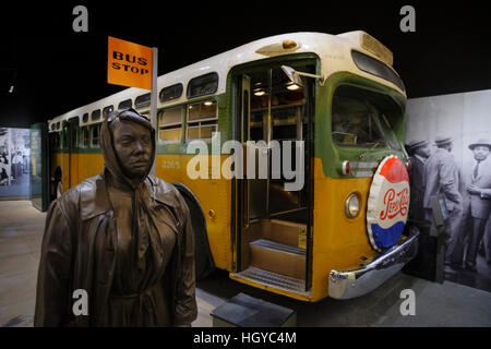 Der „Rosa Parks“-Bus am National Civil Rights Museum, Memphis, Tennessee, USA Stockfoto