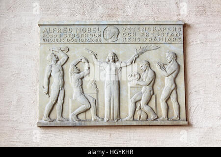 Nobel-Gedenktafel an der Wand im Rathaus von Stockholm, Schweden Stockfoto