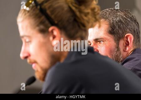 Adelaide, Australien. 14. Januar 2017. Medienkonferenz mit (R-L) Ralph Denk, Team-Manager und UCI Road World Champion, Peter Sagan Tour Down Under, Australien.  © Gary Francis/ZUMA Draht/Alamy Live-Nachrichten Stockfoto