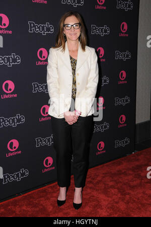 Los Angeles, USA. Januar 2017. Alison Greenspan besucht die „Beaches“ Los Angeles Premiere im Regal LA Live Theater. © Birdie Thompson/AdMedia/Alamy Live News Stockfoto