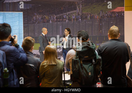 Birmingham, Vereinigtes Königreich. 14. Januar 2017. Dario Franchitti auf der F1-Bühne, er ist ein ehemaliger britischer Rennfahrer. Er ist ein vierfacher IndyCar Series Champion, dreimaliger Gewinner des Indianapolis 500 sowie ein Sieger der 24 Stunden von Daytona. © Steven Reh/Alamy Live News Stockfoto