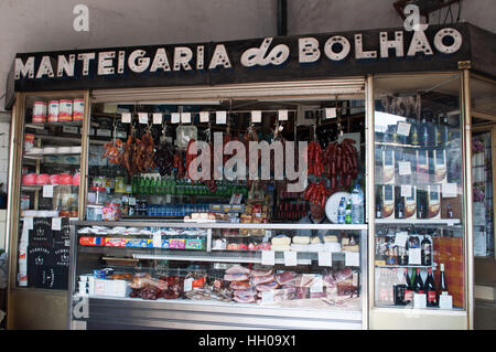 Porto: ein Stand von Wurst namens Manteigaria Do Stadtbesichtigung auf dem alten Bolhao Markt im Jahre 1914, ein großer Indoor-Outdoor-Markt eröffnet Stockfoto