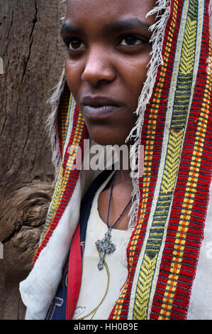 Der Tempel von Yeha in Tigray, Museum, Äthiopien. Porträt eines Dorfbewohners in Yeha. Yeha ist zusätzlich die Besuche zu den Ruinen, auch möglich t Stockfoto