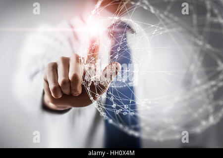 In der Nähe der Geschäftsmann mit Finger soziale Verbindung Medienkonzept zu berühren. 3D-Rendering Stockfoto