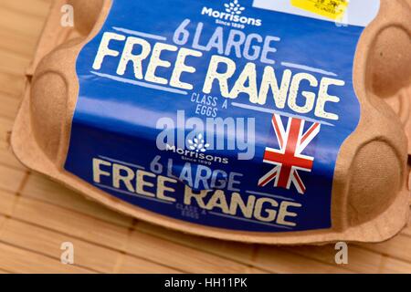 6 große britische gratis Angebot Eiern mit Union Jack-Flagge. Stockfoto