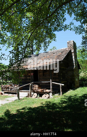 Artefakte und Gebäude in das Museum der Appalachen in Clinton Tennessee USA Stockfoto