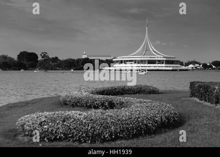 Ratchamongkol Hall in öffentlichen Suanluang RAMA IX Park Bangkok, Thailand Stockfoto